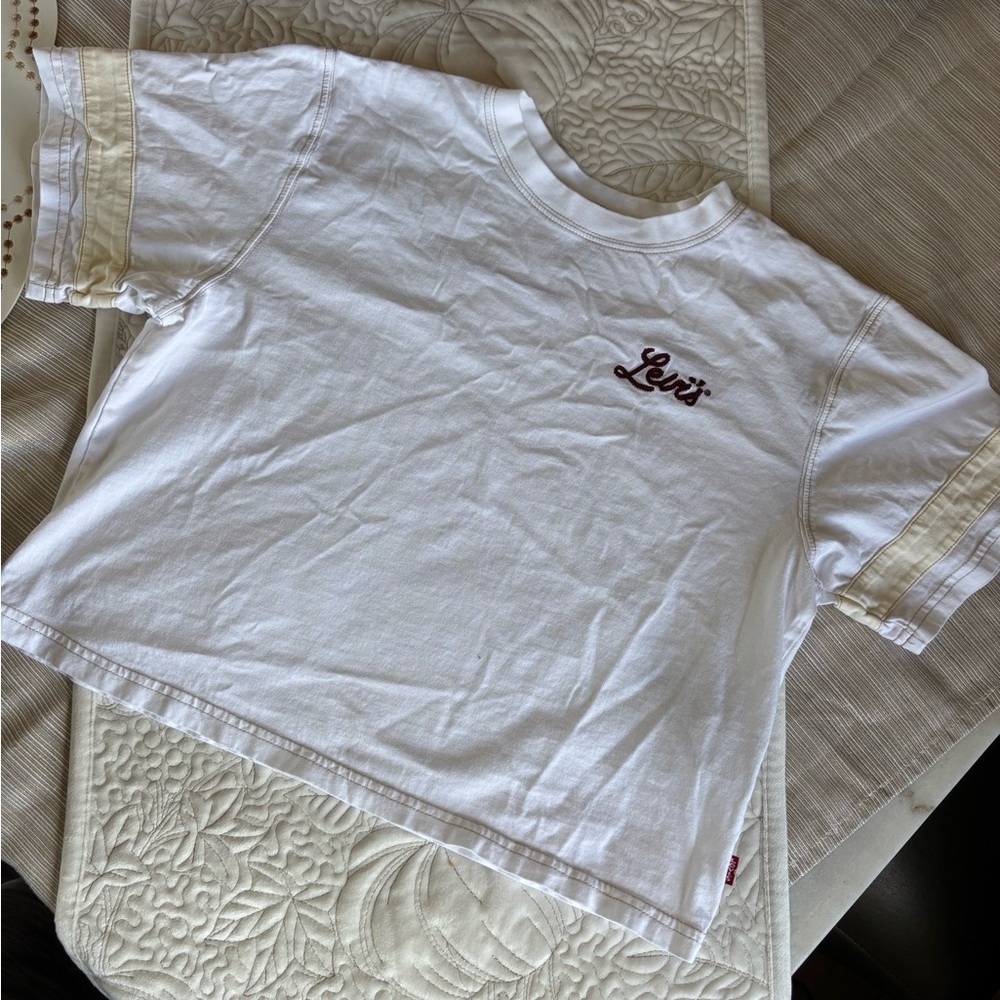 Levi's White Short Sleeve Tee